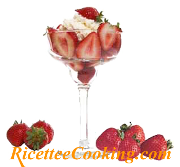 Macedonia di fragole